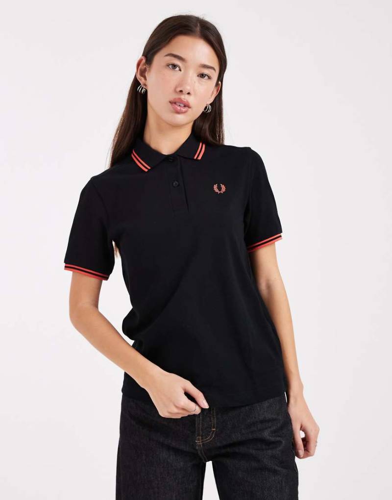 Fred Perry - Schwarzes Polohemd mit doppelten Zierstreifen von Fred Perry