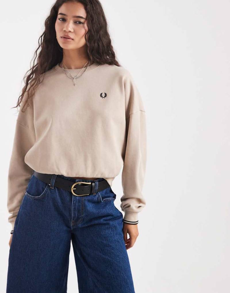 Fred Perry - Sweatshirt in Beige mit Zierstreifen-Neutral von Fred Perry