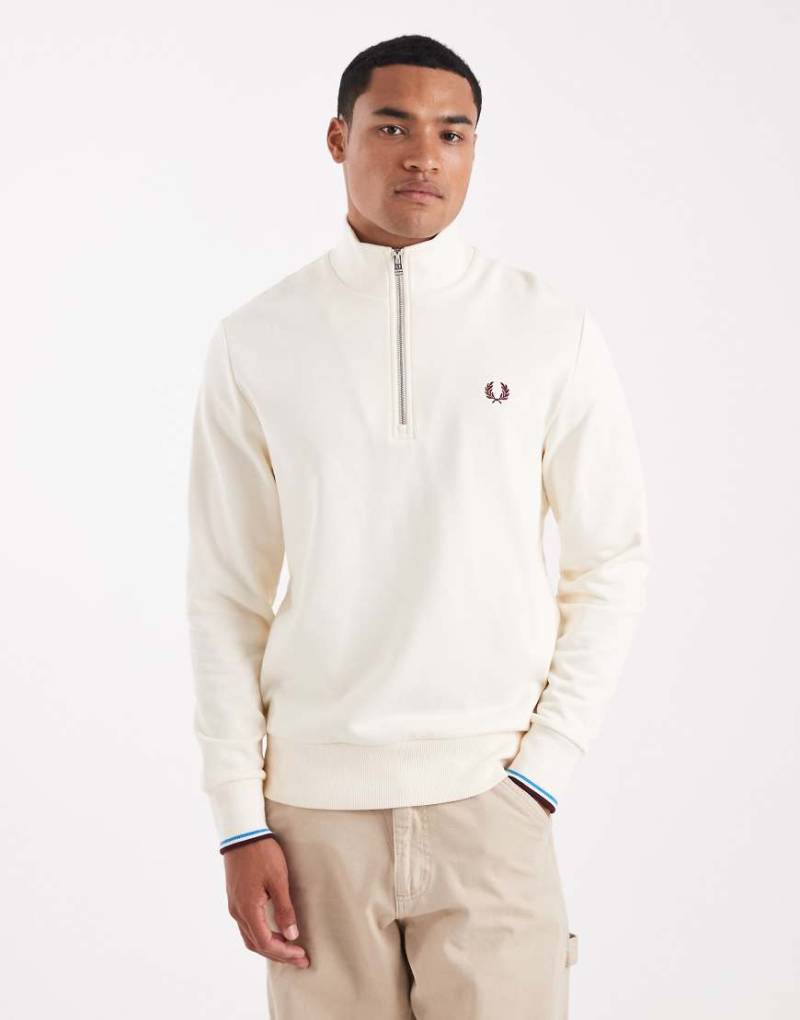 Fred Perry - Sweatshirt in Weiß mit kurzem Reißverschluss von Fred Perry