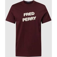 Fred Perry T-Shirt mit  Label-Print in Bordeaux, Größe XXL von Fred Perry