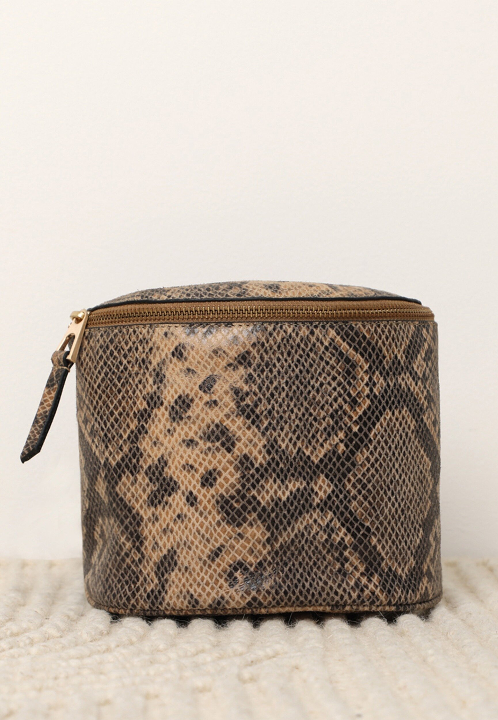 Limited Fred | Marianneke Schwarz/Beige von Fred de la bretoniere