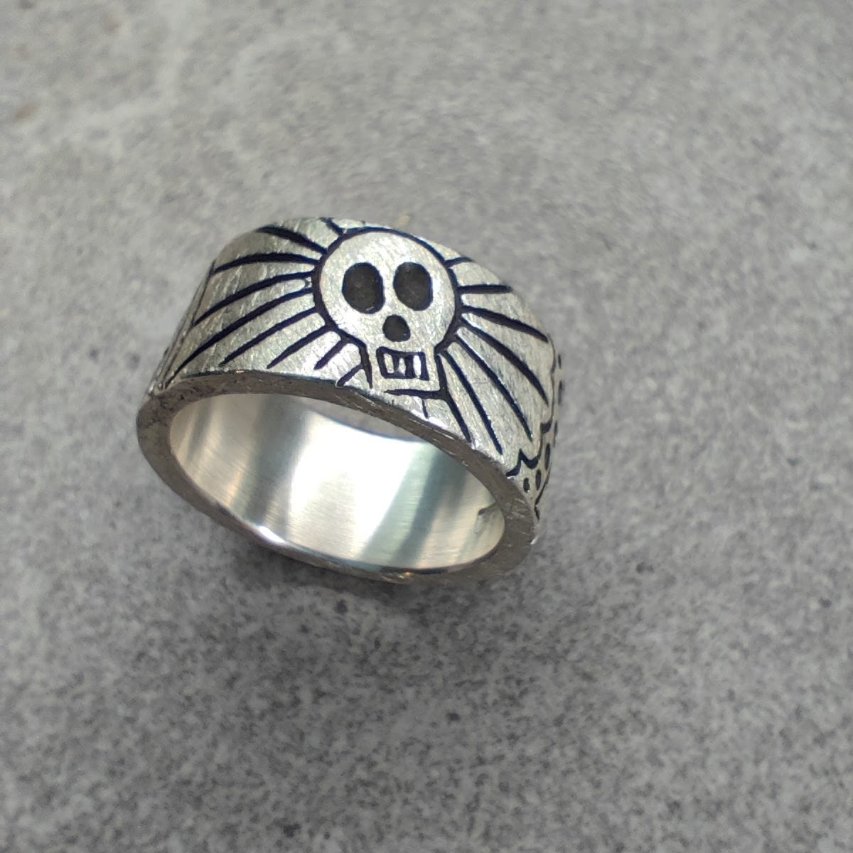 Silberring Mit Gravur von FredPerrot