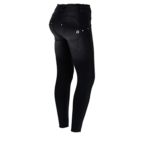 Freddy - WR.up® Push-up Jeans mit 7/8-Länge mit ungesäumten Details, Schwarzer Denim, S von Freddy