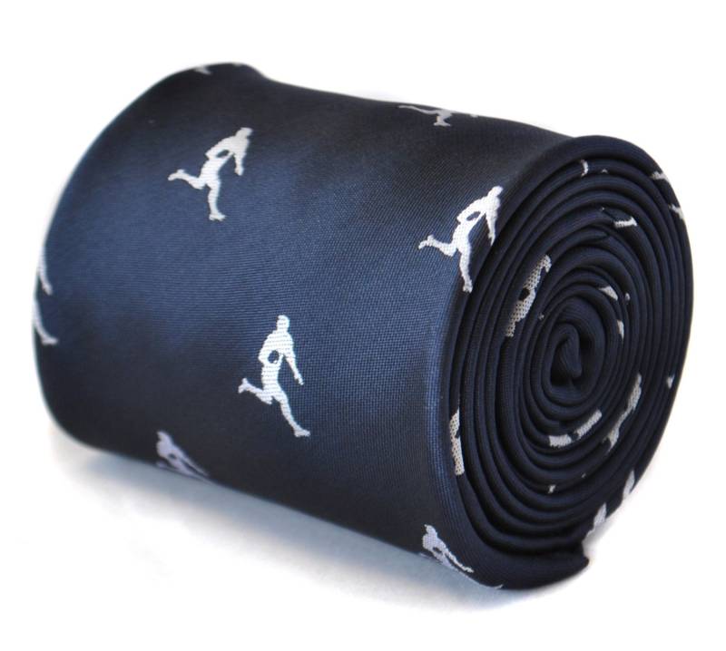 Marineblaue Krawatte Mit Rugby-Spieler Gesticktem Design Von Friedrich Thomas Ft2114 von FrederickThomas