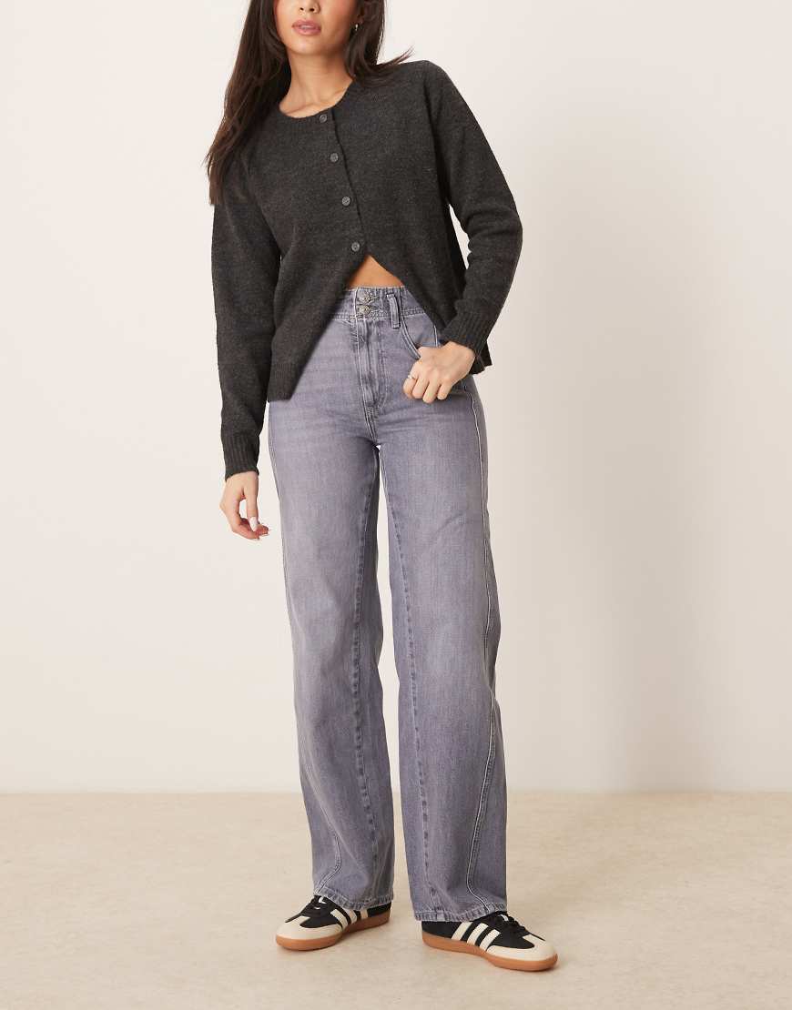 Free People - Aster - Jeans in Schiefergrau mit geradem Schnitt Free People - Aster - Jeans in Schiefergrau mit geradem Schnitt von Free People