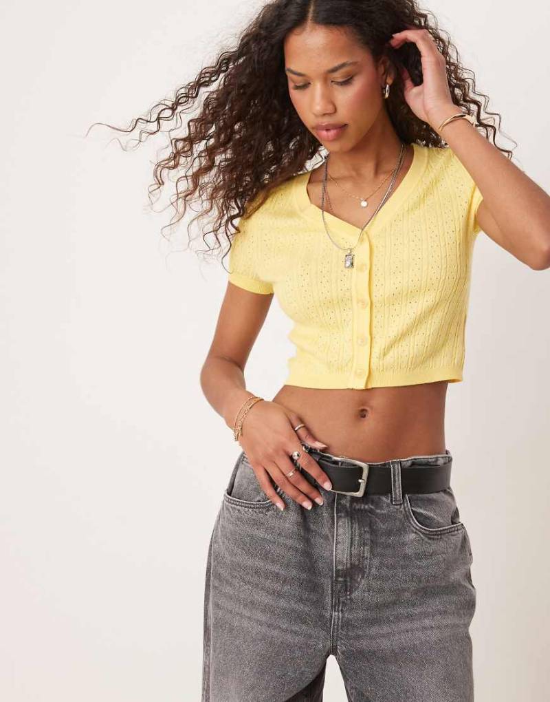 Free People - Cassie - Knappe Strickjacke aus Pointelle in Gelb von Free People