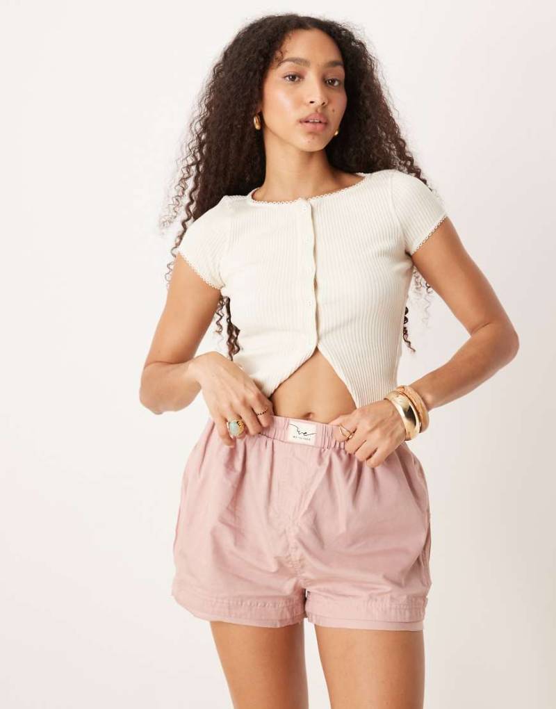 Free People - Day To Day - Locker geschnittene Boxershorts in Staubrosa von Free People