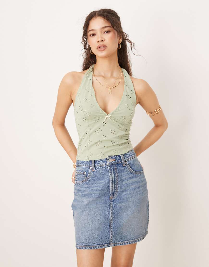 Free People - Full Bloom - Neckholder-Oberteil in Grün Free People - Full Bloom - Neckholder-Oberteil in Grün von Free People