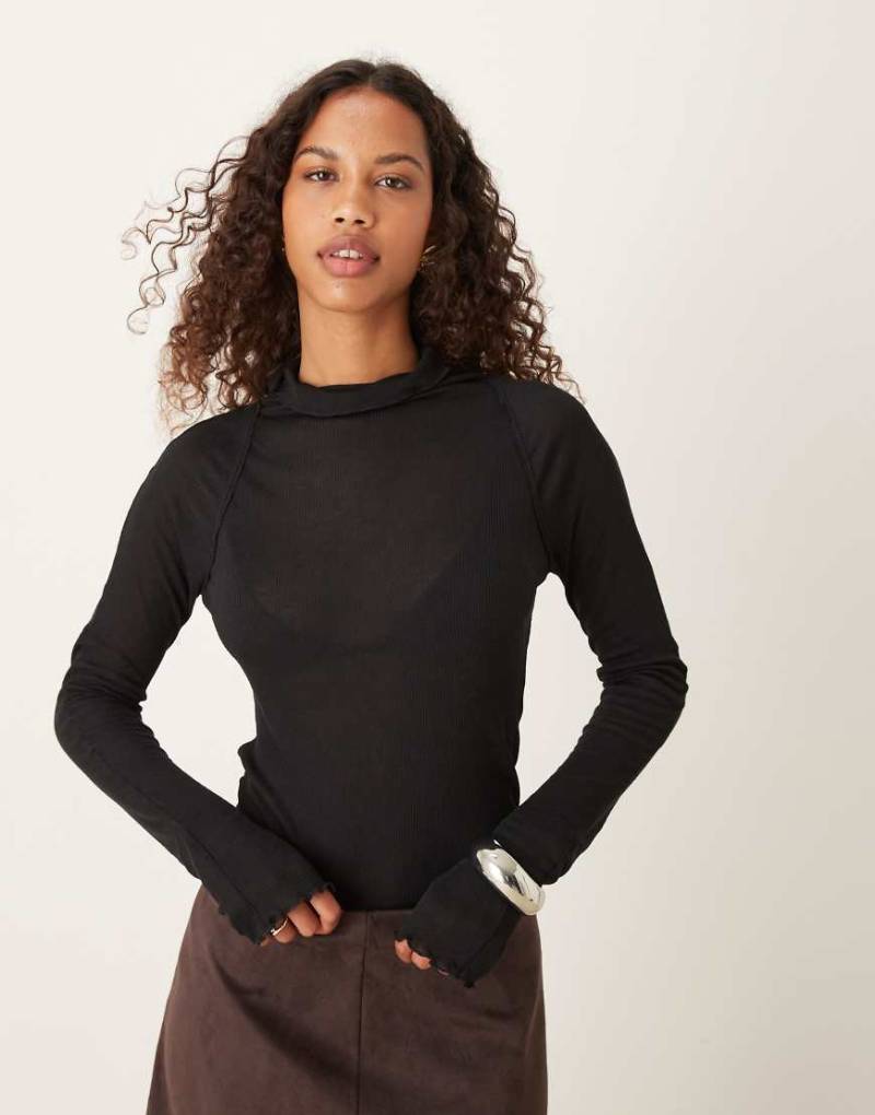 Free People - Hochgeschlossenes Layering-Oberteil in Schwarz von Free People