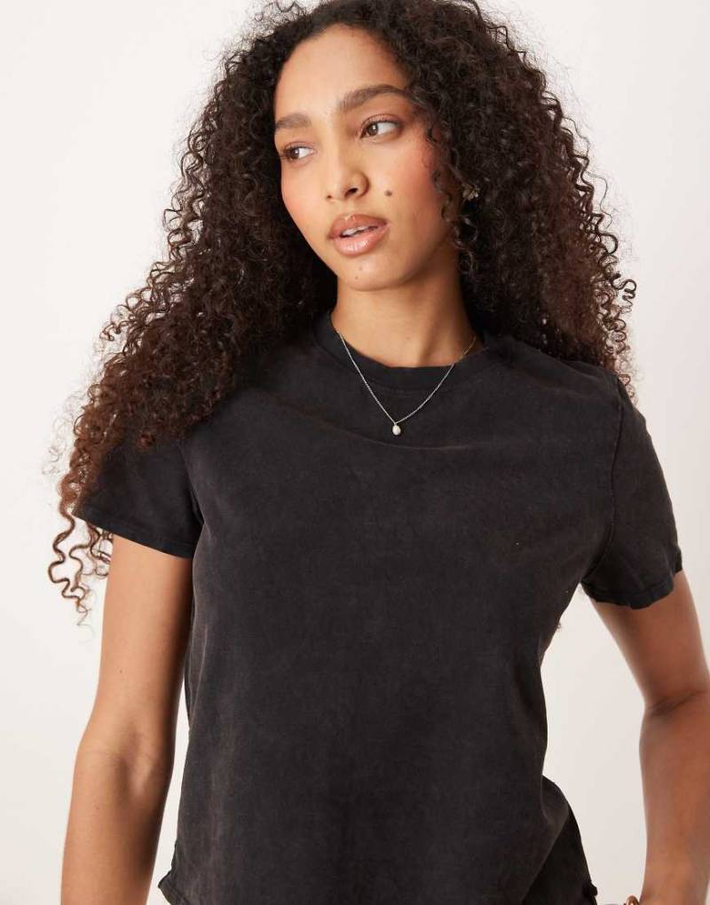 Free People - Kastiges Alltags-T-Shirt in Schwarz von Free People