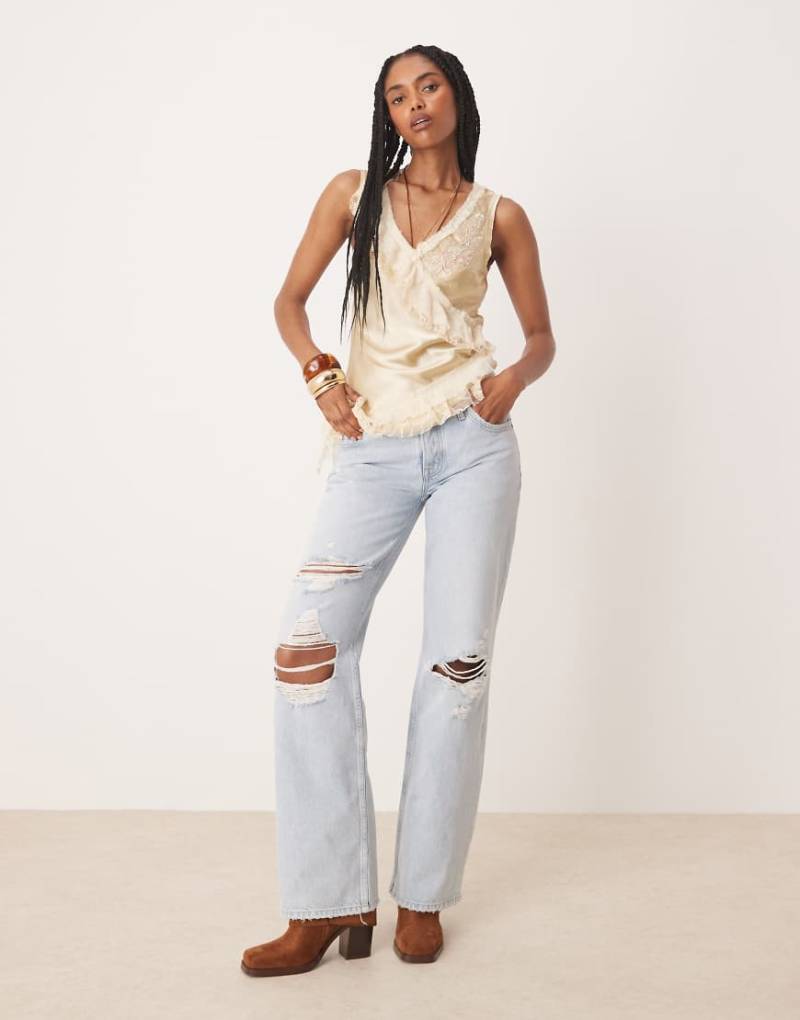 Free People - Tennessee - Jeans in verwaschenem Indigoblau mit niedrigem Bund von Free People