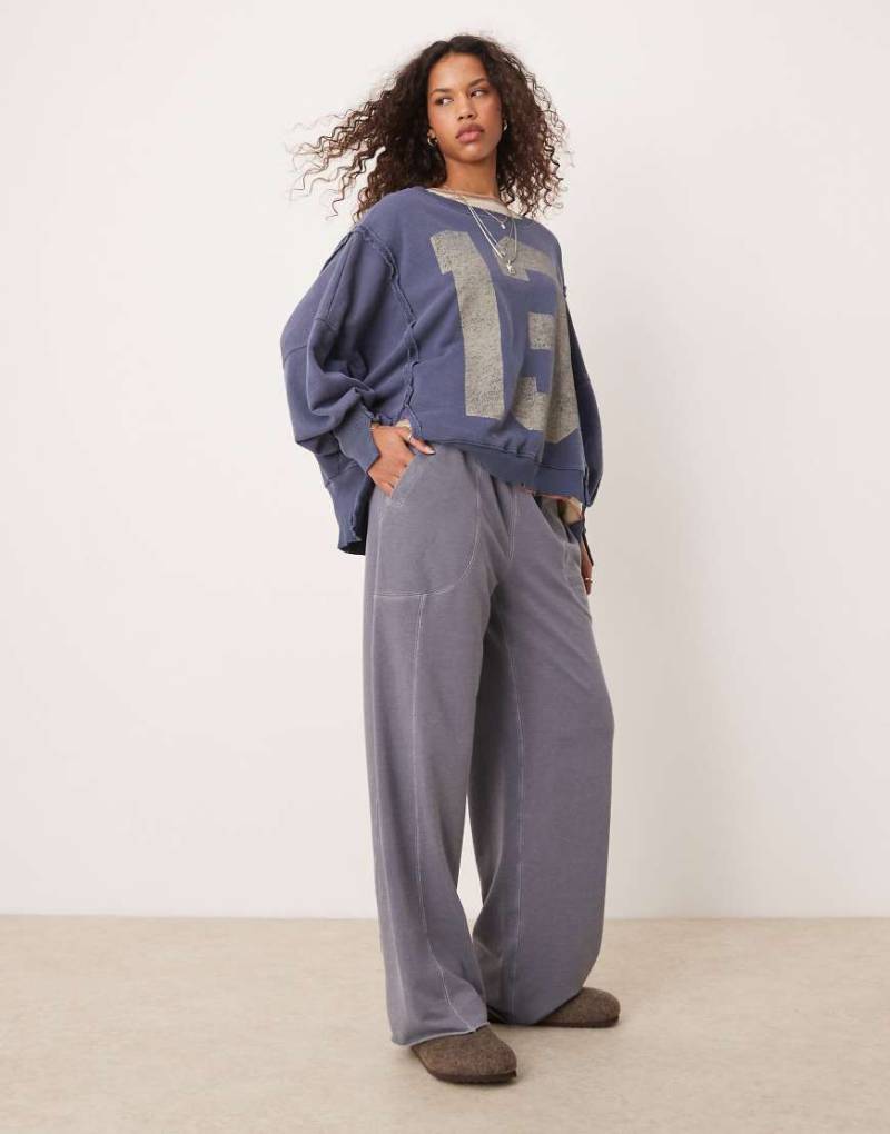 Free People - Weit geschnittene Lounge-Hose in verwaschenem Grau-Schwarz von Free People