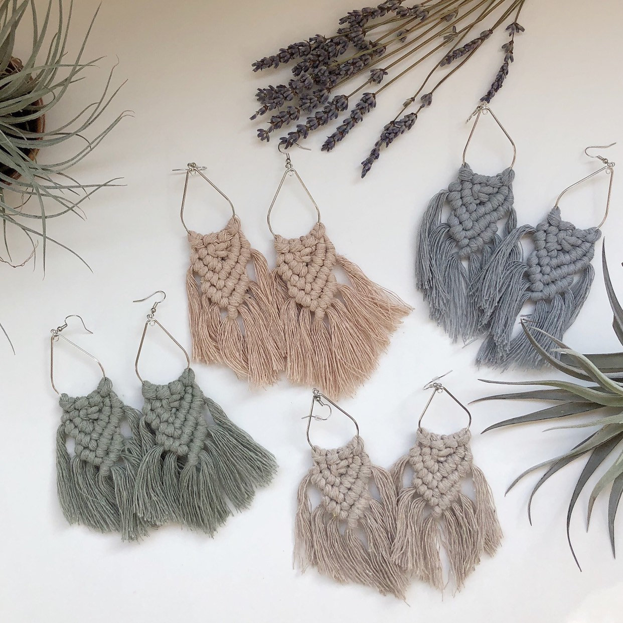 Makramee Ohrringe/Boho Ohrringe/statement Ohrringe/Fransen Ohrringe Makramee Ohrringe/Boho Ohrringe/statement Ohrringe/Fransen Ohrringe von FreeSpiritFibersAZ