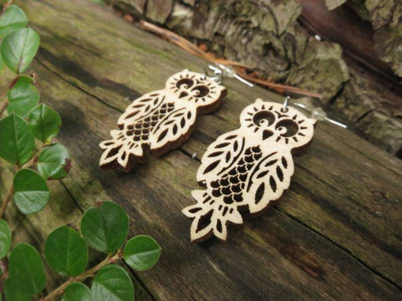 Laser Geschnittene Eulenohrringe Leichte Holzohrringe Laser Geschnittene Eulenohrringe Leichte Holzohrringe von FreeWoodPL