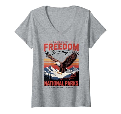 Damen Patriotic American USA Eagle - Retro National Parks T-Shirt mit V-Ausschnitt Damen Patriotic American USA Eagle - Retro National Parks T-Shirt mit V-Ausschnitt von Freedom Eagle Soaring - Vintage US Parks