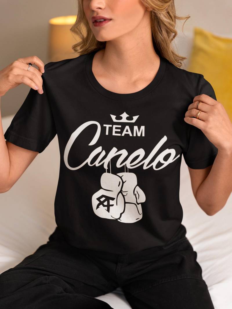 Team Canelo Boxhandschuhe White Logo Unisex T-Shirt von FreedomTeesUSA