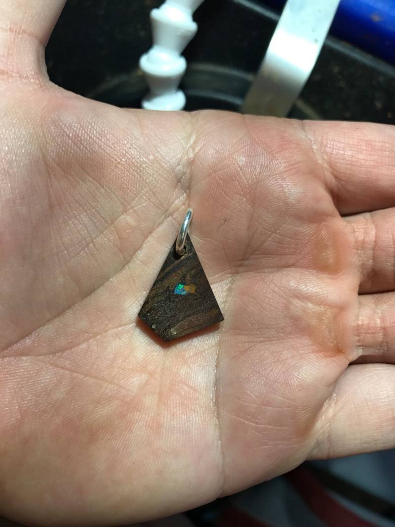 Koroit Boulder Opal Anhänger Mit Sterling Silber Ring von Freeformrockart