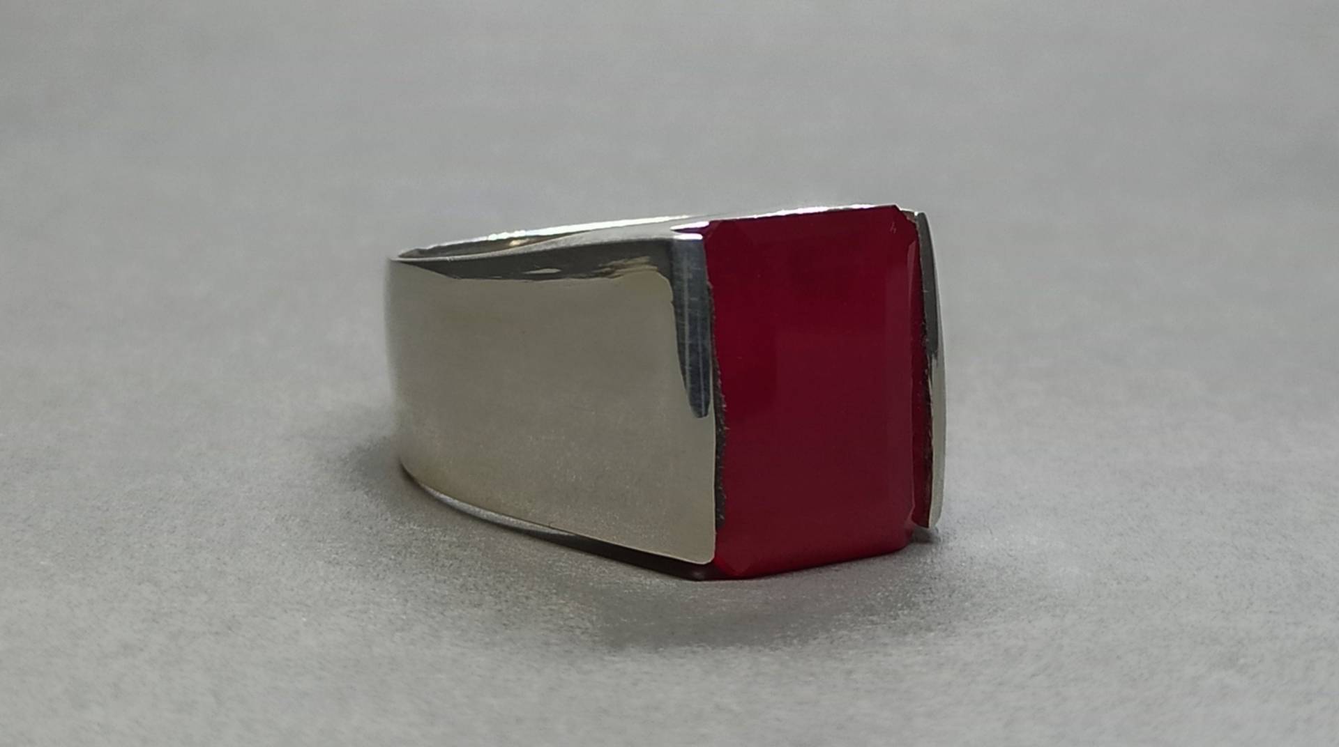 15 Karat Rubin 925 Sterling Silber Handgemachte Männer Ring Smaragd Schliff Seltene Taube Roter Juli Geburtsstein Gum Yaqoot Geschenk Für Ihn von FreehasCreations