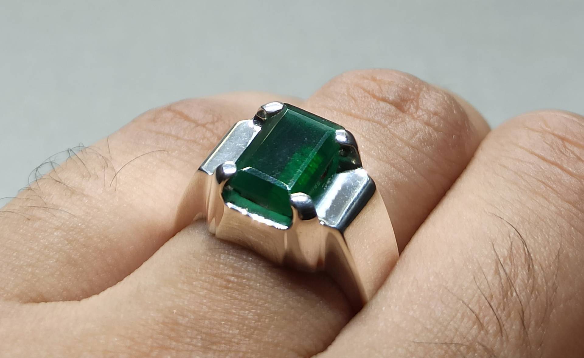 5 Karat Natürlicher Fluorit 925 Sterling Silber Handgemacht Männer Ring Smaragdschliff Grün April Birthstone Geburtstagsgeschenk Für Ihn von FreehasCreations