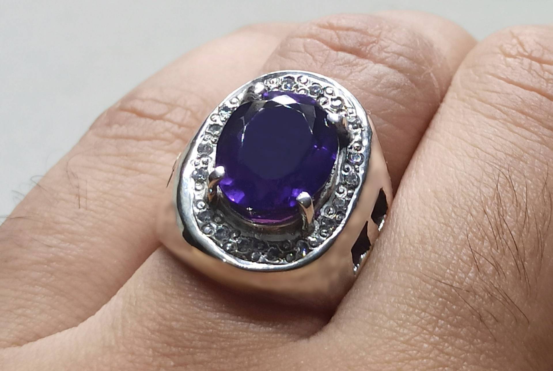 7 Karat Amethyst Zirkon 925 Sterling Silber Handgemacht Männer Ring Lila Februar Birthstone Jubiläumsring Geschenk Für Ihn von FreehasCreations