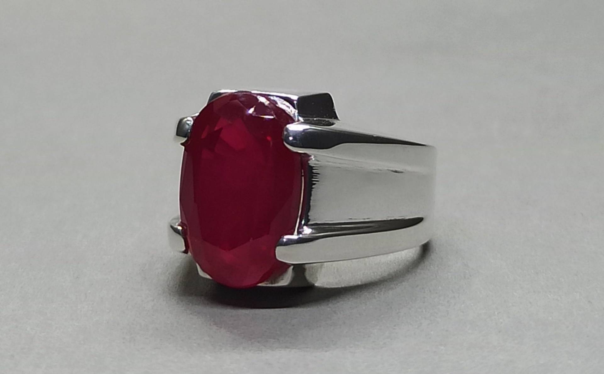 7 Karat Oval Cut Rubin 925 Sterling Silber Handgemacht Frauen Ring Taube Roter Juli Birthstone Yaqoot Geburtstagsgeschenk Für Sie von FreehasCreations