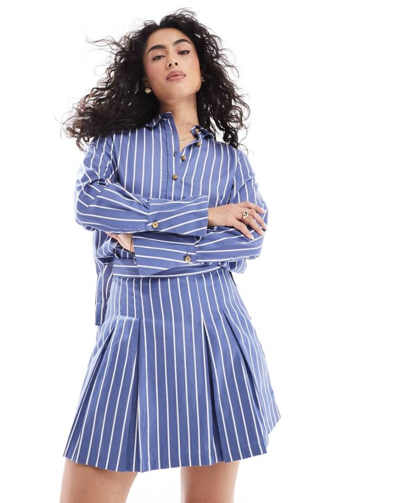 French Connection - Alexis - Baumwoll-Minirock in Marineblau mit weißen Streifen, Kombiteil-Bunt von French Connection