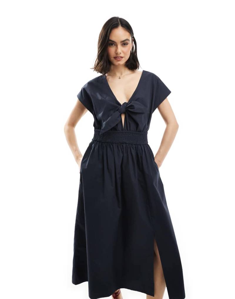 French Connection - Barletta - Midikleid aus Baumwollpopeline in Marineblau mit Bindeband von French Connection