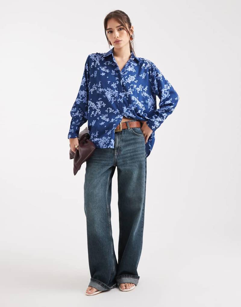 French Connection - Delphine - Gemusterte Hemdbluse in Blau-Bunt von French Connection