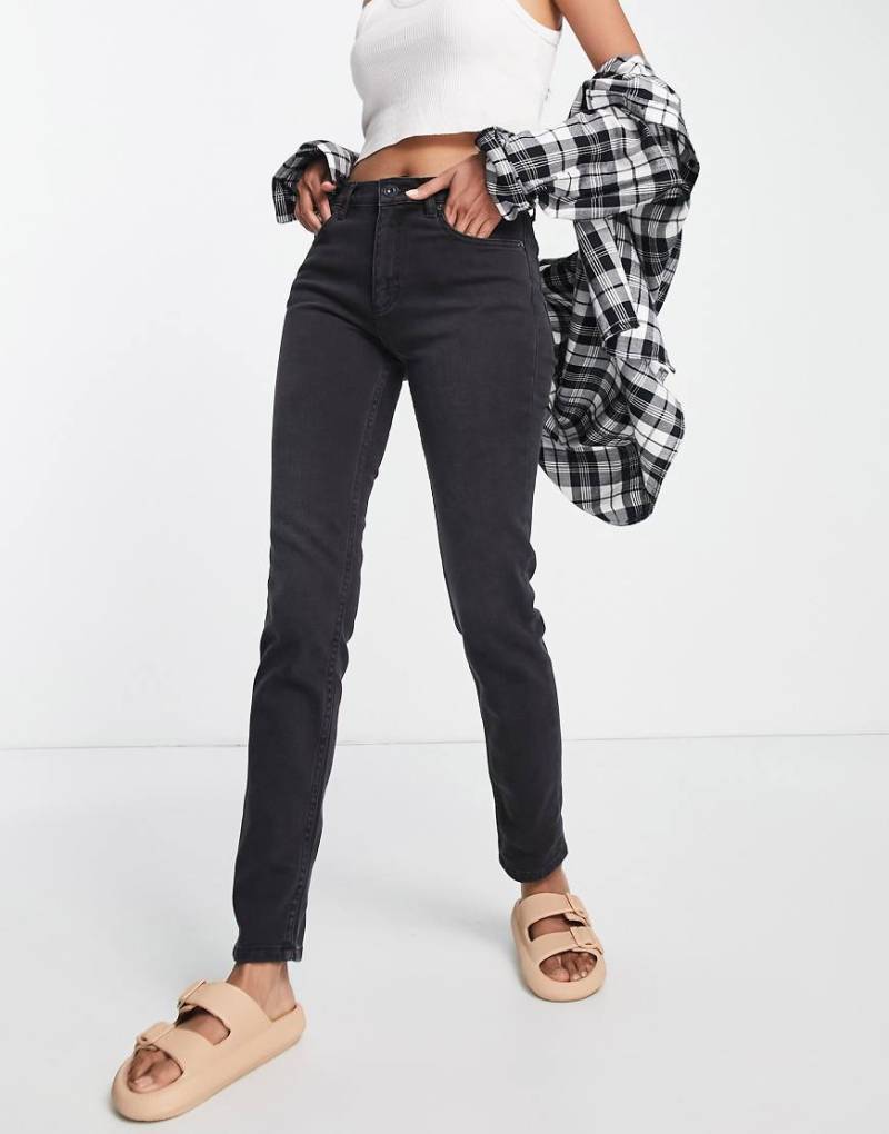 French Connection - Denim-Jeans mit schmalem Schnitt in verwaschenem Schwarz von French Connection