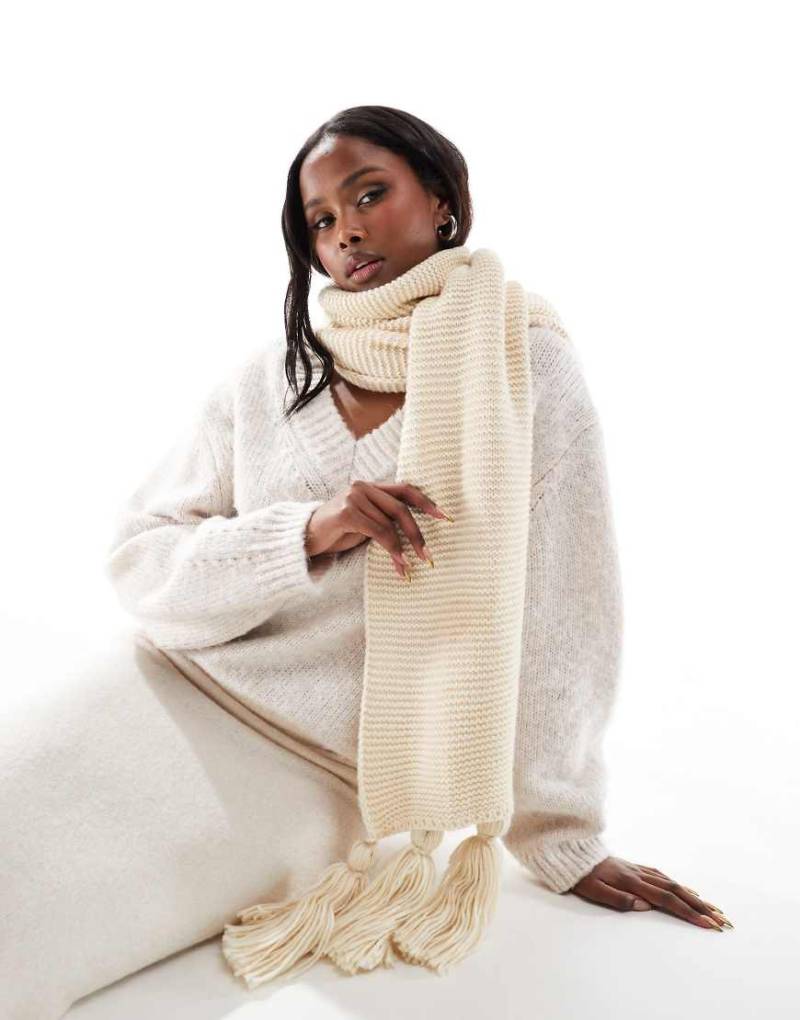 French Connection - Fransenschal in Beige-Neutral von French Connection