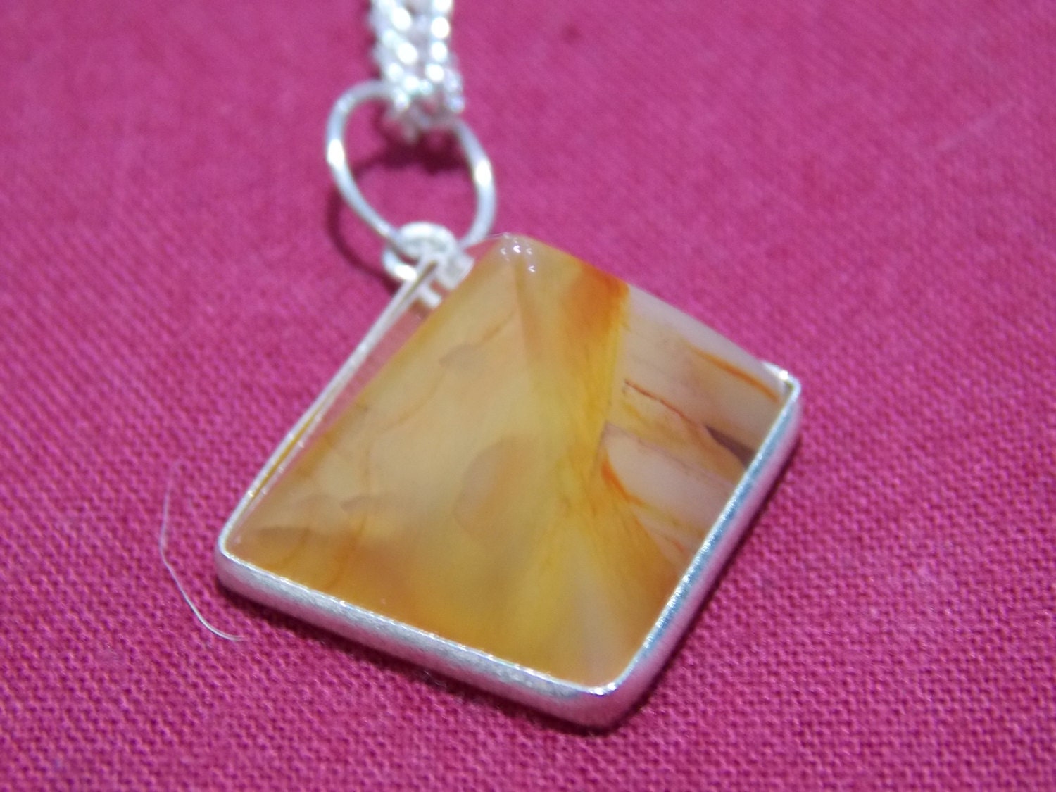 Halbedelstein/Kristall Halskette Kette Anhänger von FrenchAntiqueGoods