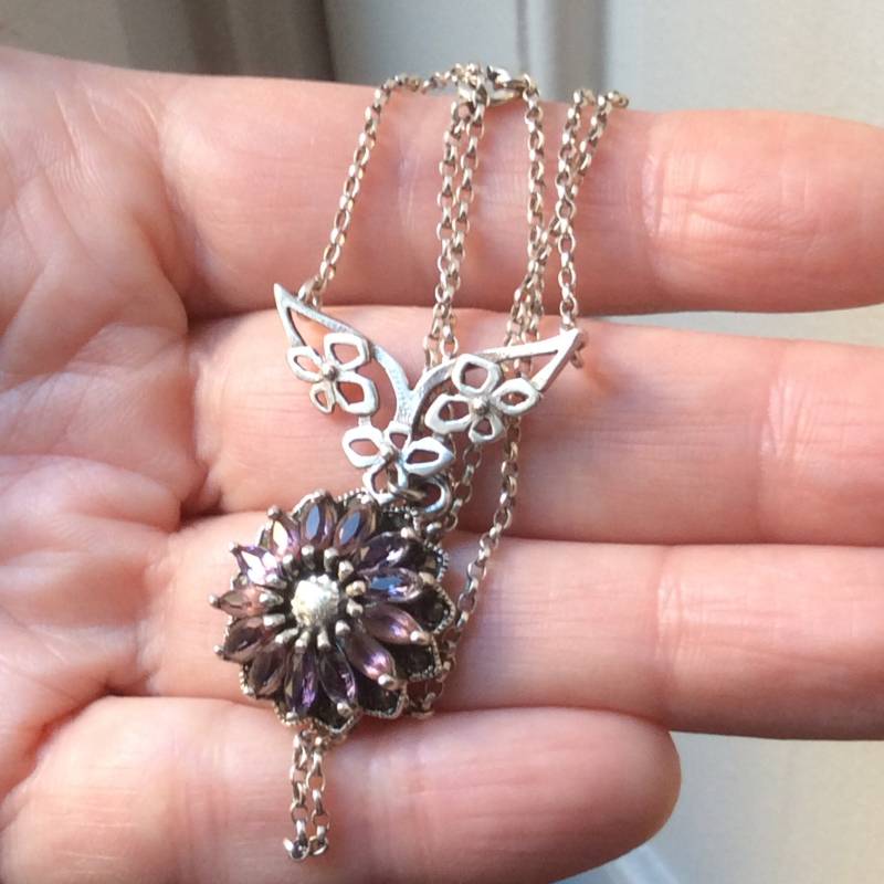 Natürliche Amethyst Sterling Vintage Halskette - Wunderschönes Blumenmuster Echter Amethyst Sterling Silber Aus Frankreich Natürliche Amethyst Sterling Vintage Halskette - Wunderschönes Blumenmuster Echter Amethyst Sterling Silber Aus Frankreich von FrenchBoutikVintage