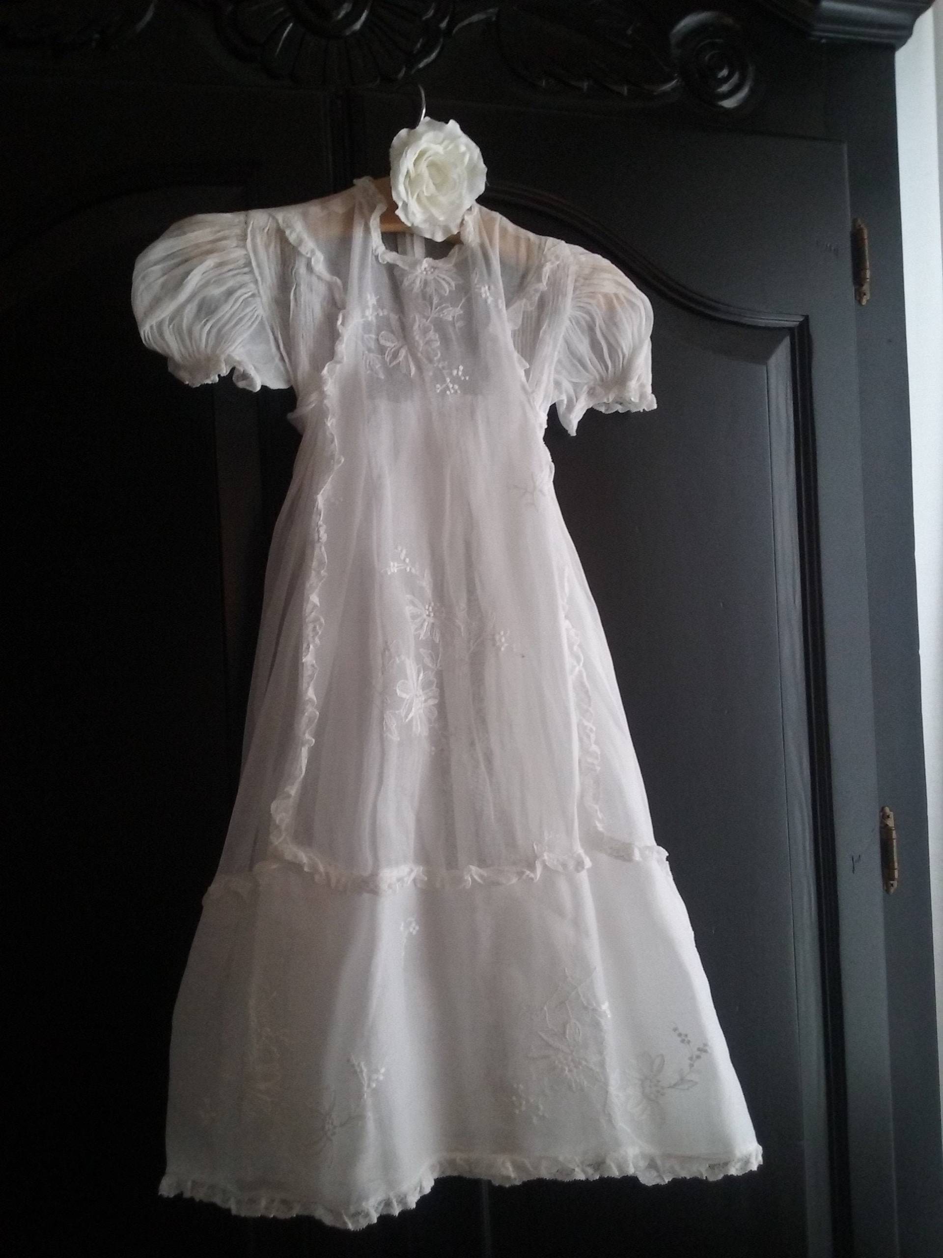 Vintage Französisch Taufe Kleid Vintage Französisch Taufe Kleid von FrenchLaundryNo9