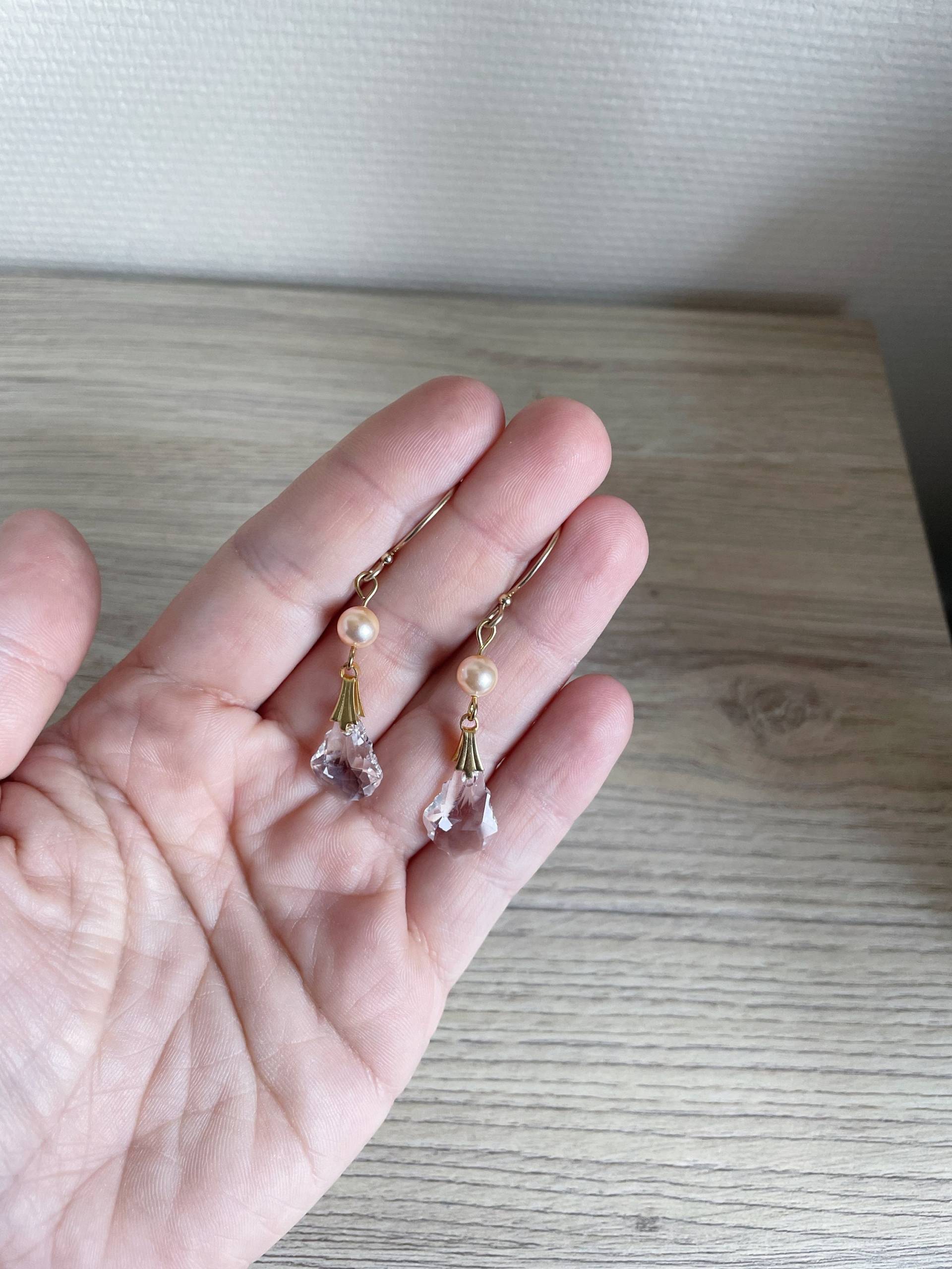 Barocke Tropfenohrringe Und Swarovski-Kristallperlen in Rosa von FrenchTouchJewelry