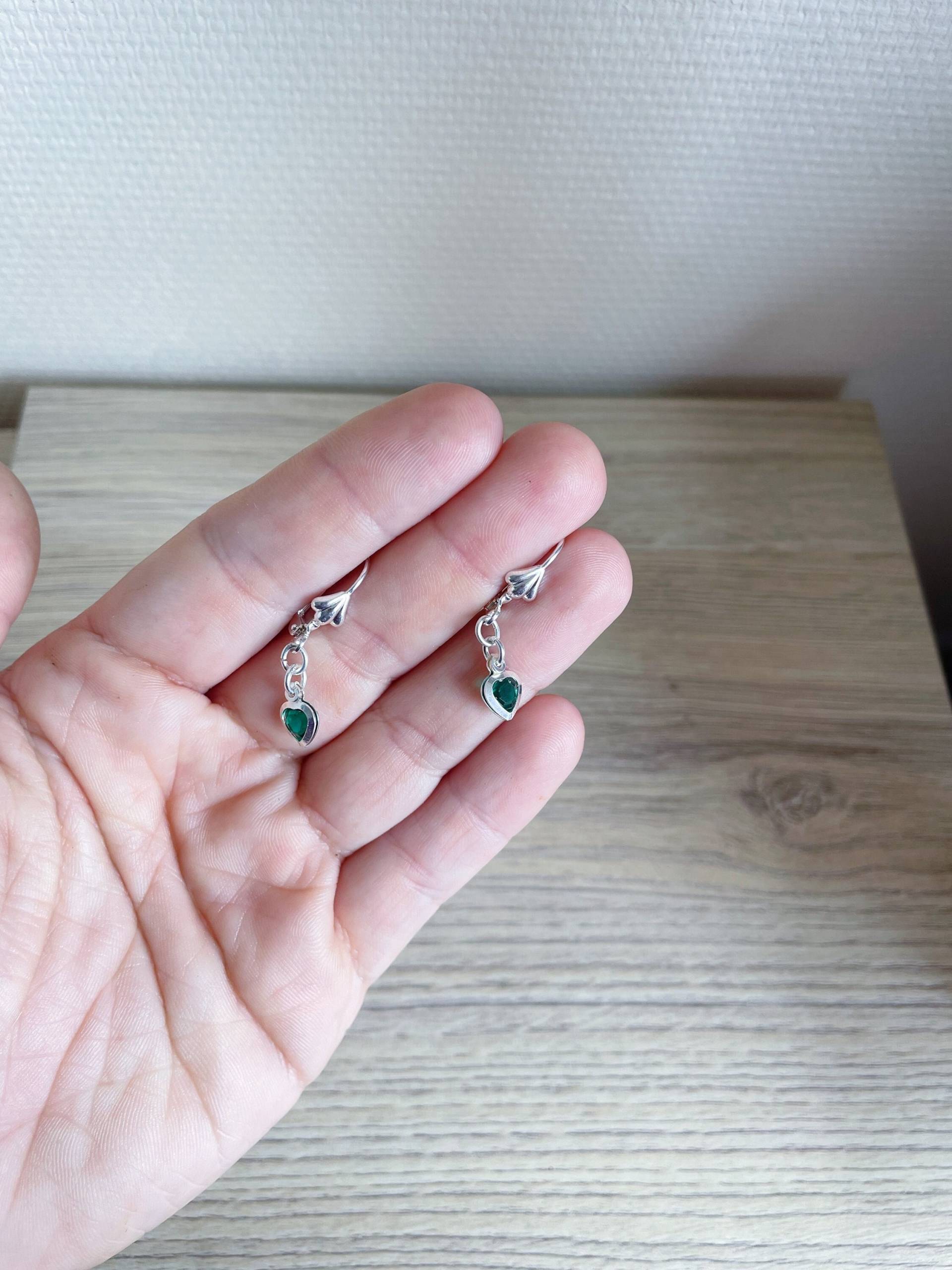 Kinder - Oder Mama-Ohrringe, Grünes Kristallherz, Besetzt Mit 925Er Silber von FrenchTouchJewelry