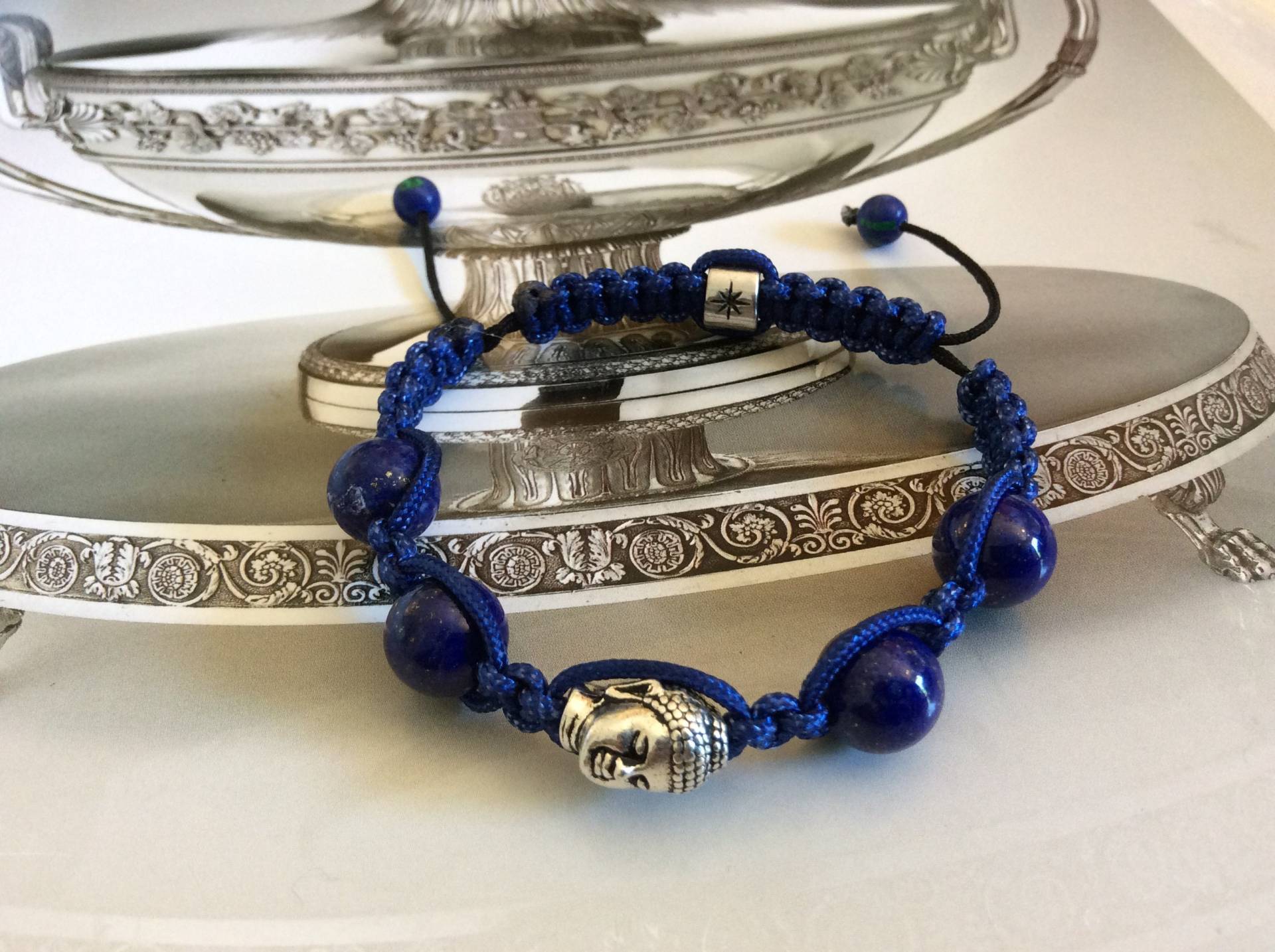 Shamballa Lapis Lazuli, Vergoldete Buddha-Kopf Silber, Blaue Kordel Frankreich von FrenchTouchJewelry