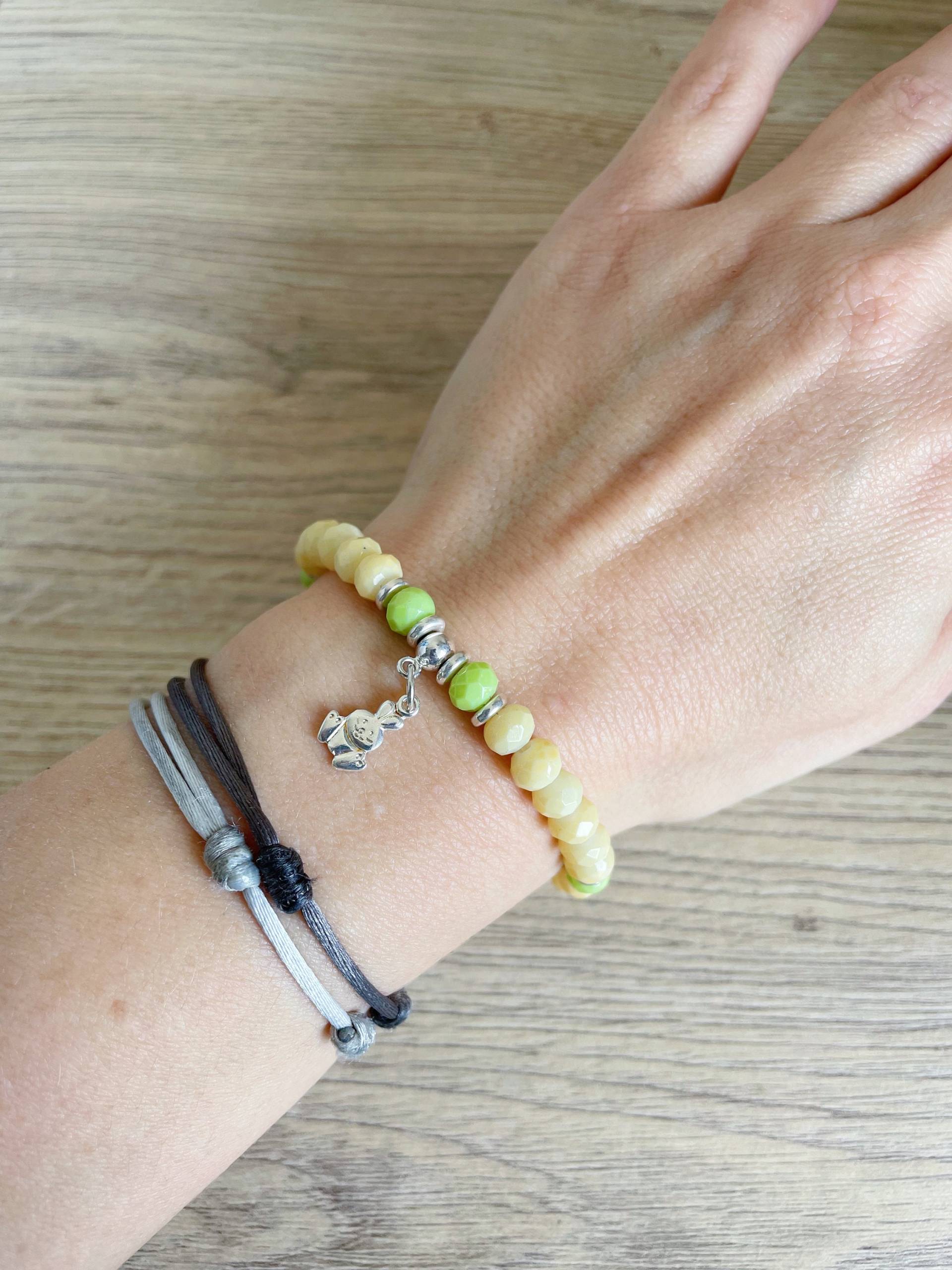 Vitamin-Armband Für Den Herbst - Geschenk Mädchen Facettierte Perlen in Limette, Vanille 925Er Silber-Kaninchen-Anhänger von FrenchTouchJewelry