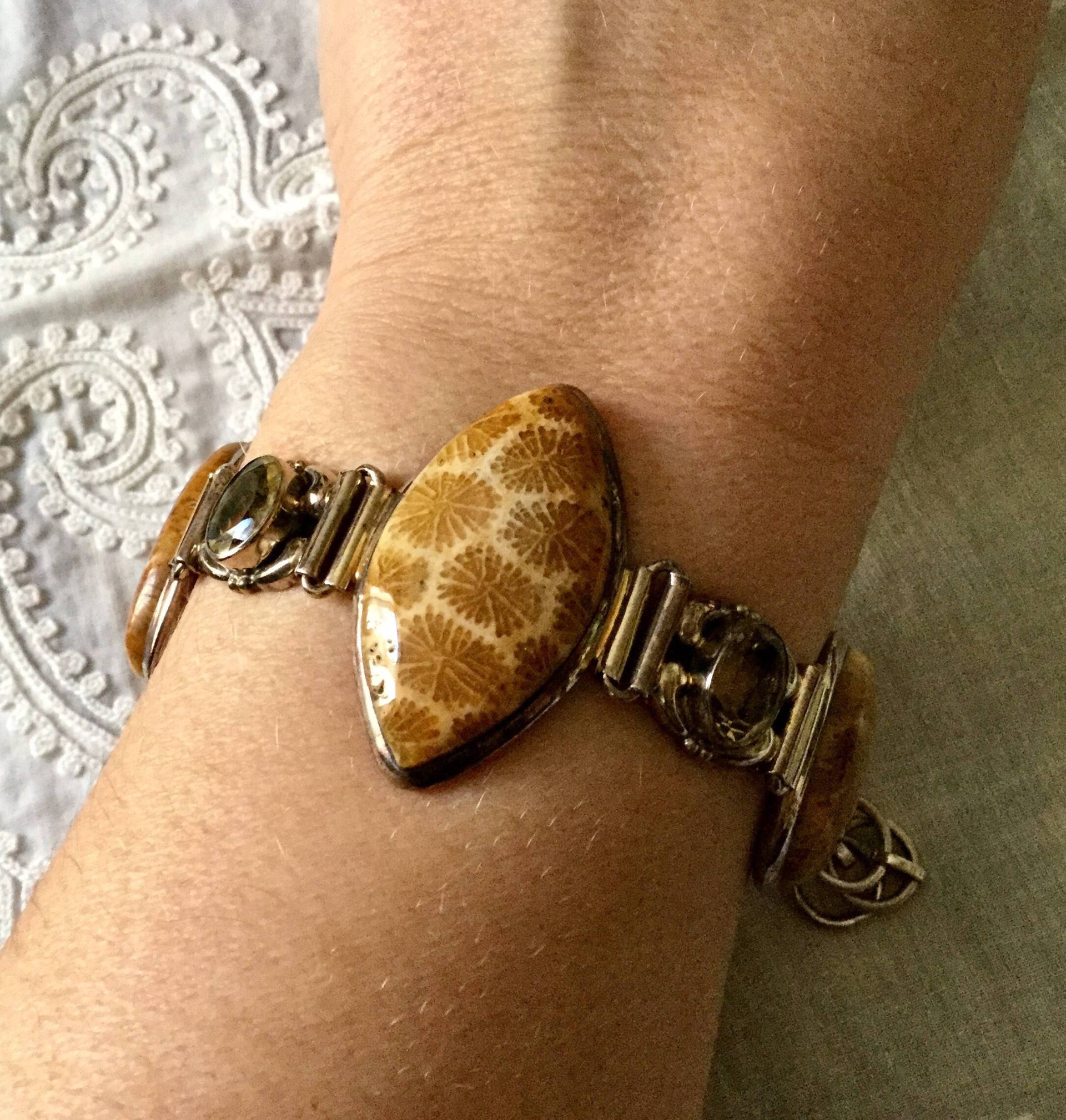 Außergewöhnliches Vintage-Armband Aus Fossilem Korallen- Und Citrin-Sterling - Echte Fossile Koralle Sterlingsilber Einzigartiges Design Frankreich Außergewöhnliches Vintage-Armband Aus Fossilem Korallen- Und Citrin-Sterling - Echte Fossile Koralle Sterlingsilber Einzigartiges Design Frankreich von FrenchVintageJewel