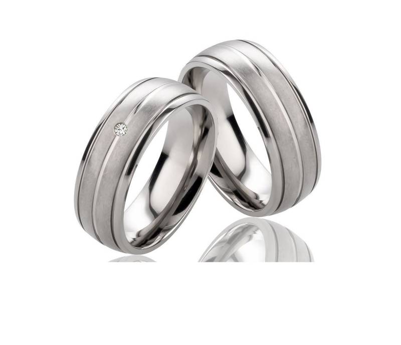 Titanringe Trauringe Mit Diamant Und Wunschgravur von Frencheis