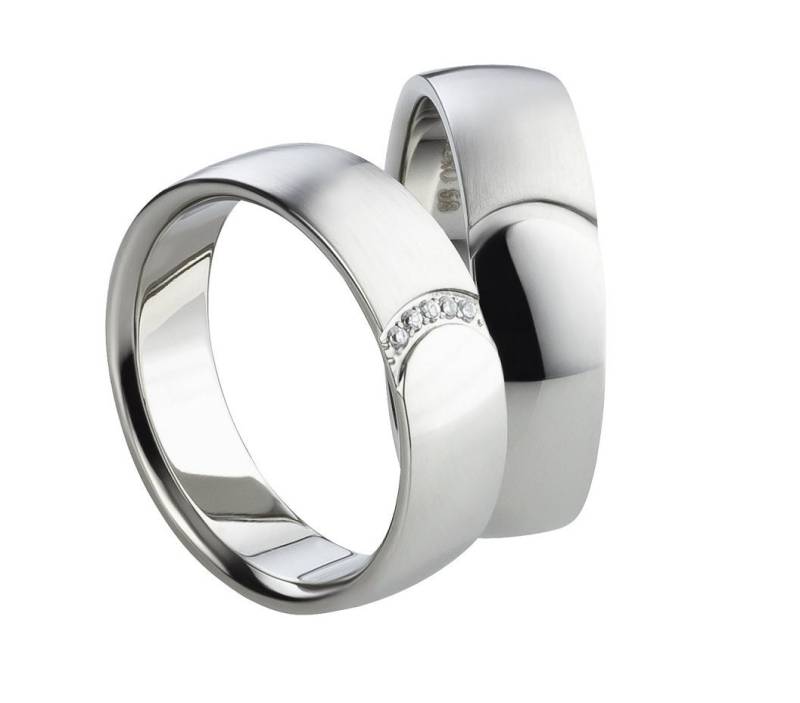 Trauringe Set Ausgefallene Ringe Halbmond Aus Titan Mit Wunschgravur von Frencheis