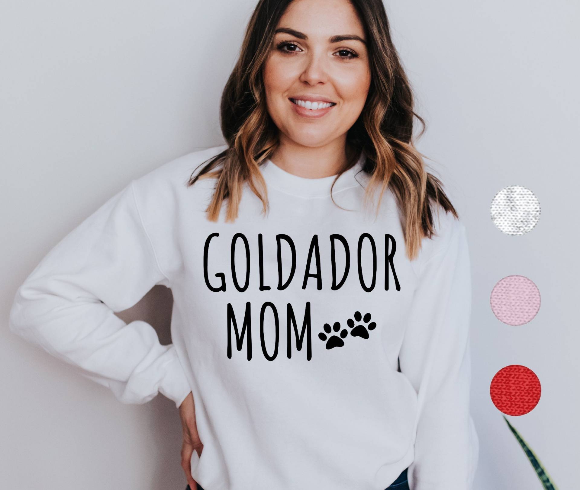 Goldador Mom Sweatshirt | Für Damen Geschenke Pullover Mama Golden Retriever Labrador von FrenchieDogMomCo