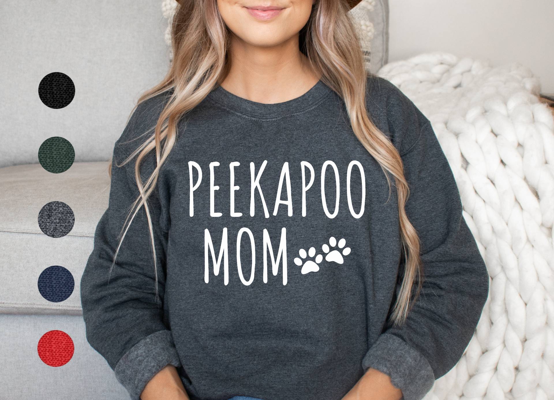 Peekapoo Mama Sweatshirt | Für Sie Pullover Frauen Guckkasten Geschenk Pekinese Pudel von FrenchieDogMomCo