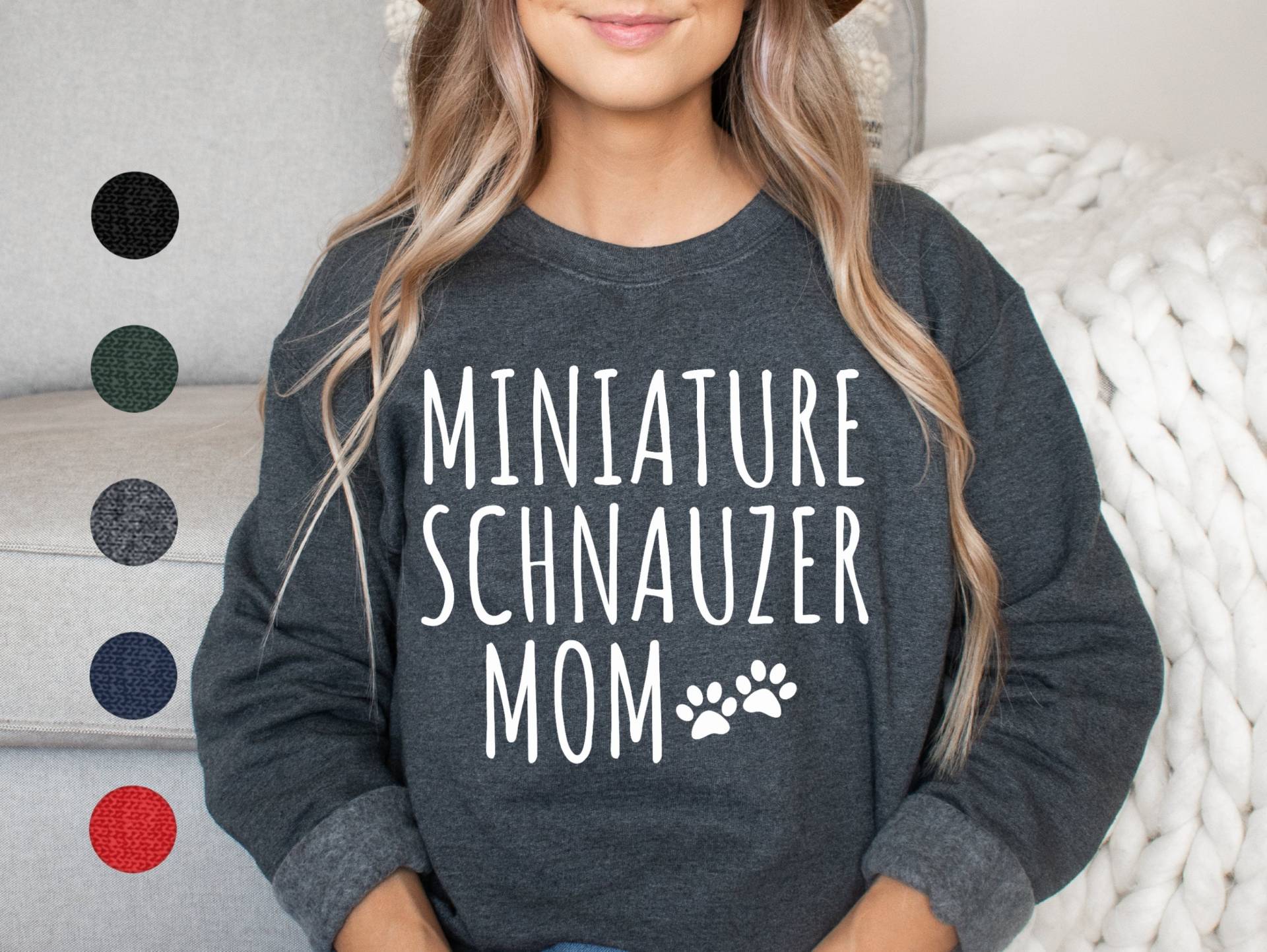 Zwergschnauzer Mom Sweatshirt | Schnauzer Pullover Geschenk Mini Mama von FrenchieDogMomCo