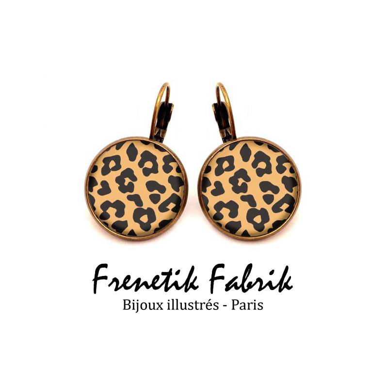 Schwarze Kamel-Leoparden-Print-Ohrringe, Silberne Cabochon-Ohrringe von FrenetikFabrik