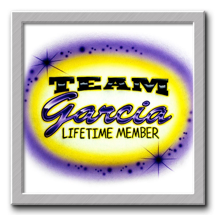 Airbrush T-Shirt Familientreffen Dein Name von FreshAirShirts