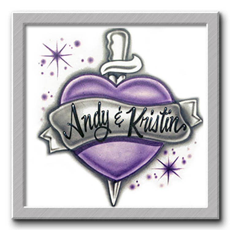 Airbrushed T-Shirt Schwert Herz Dolch Schleife Ihre Namen Sie Wählen Eine Farbe von FreshAirShirts