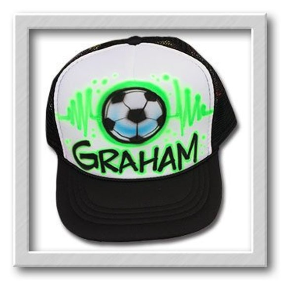 Airbrushed Trucker Cap Fußball Jeder Name Jede Sportart von FreshAirShirts