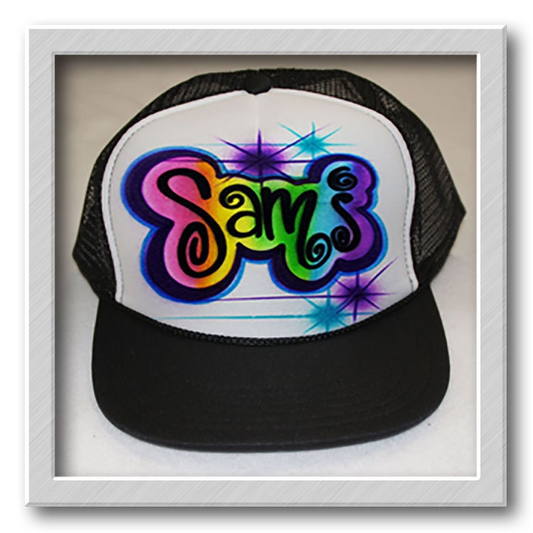 Airbrushed Trucker Hut Regenbogen Name Mütze von FreshAirShirts