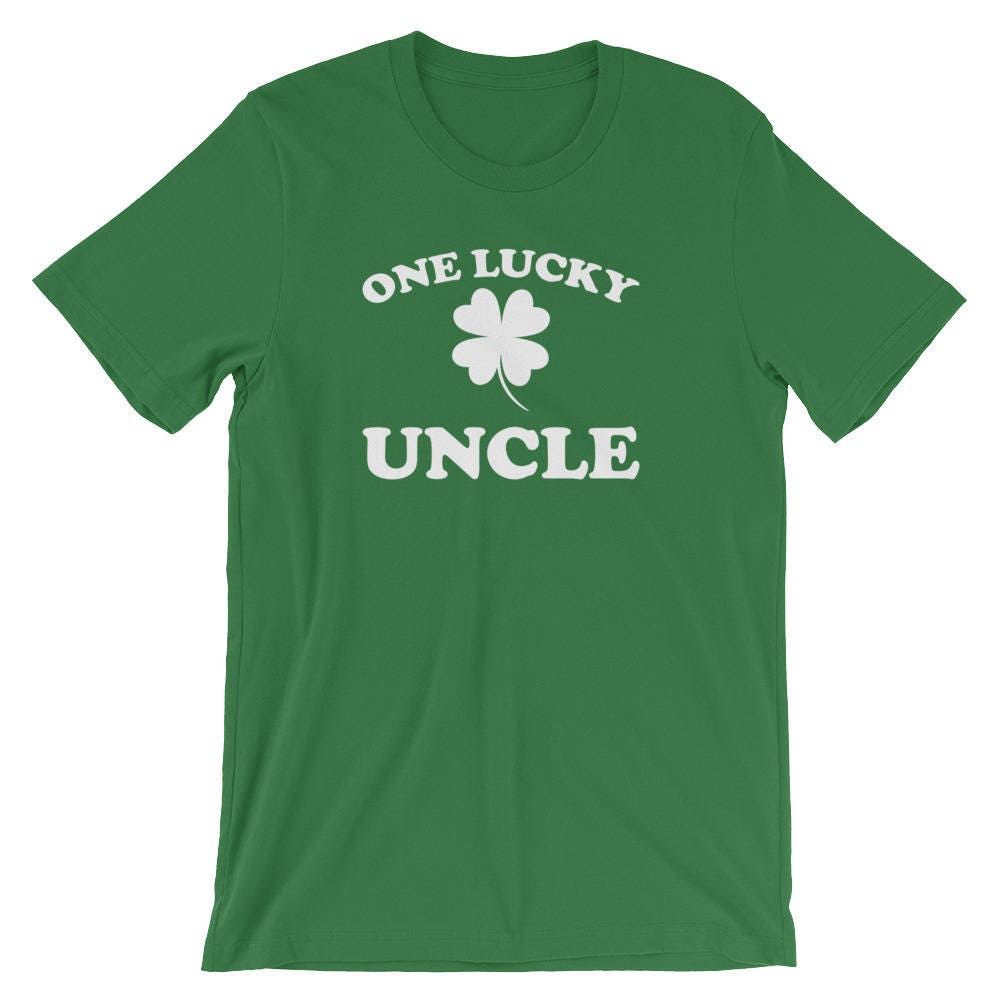 Eine Glückliche Onkel St. Patricks Tag Shamrock Clover Unisex T-Shirt | Lustige Kobold Garten Irland Fest Der Patrick Feier T von FreshDressedTees
