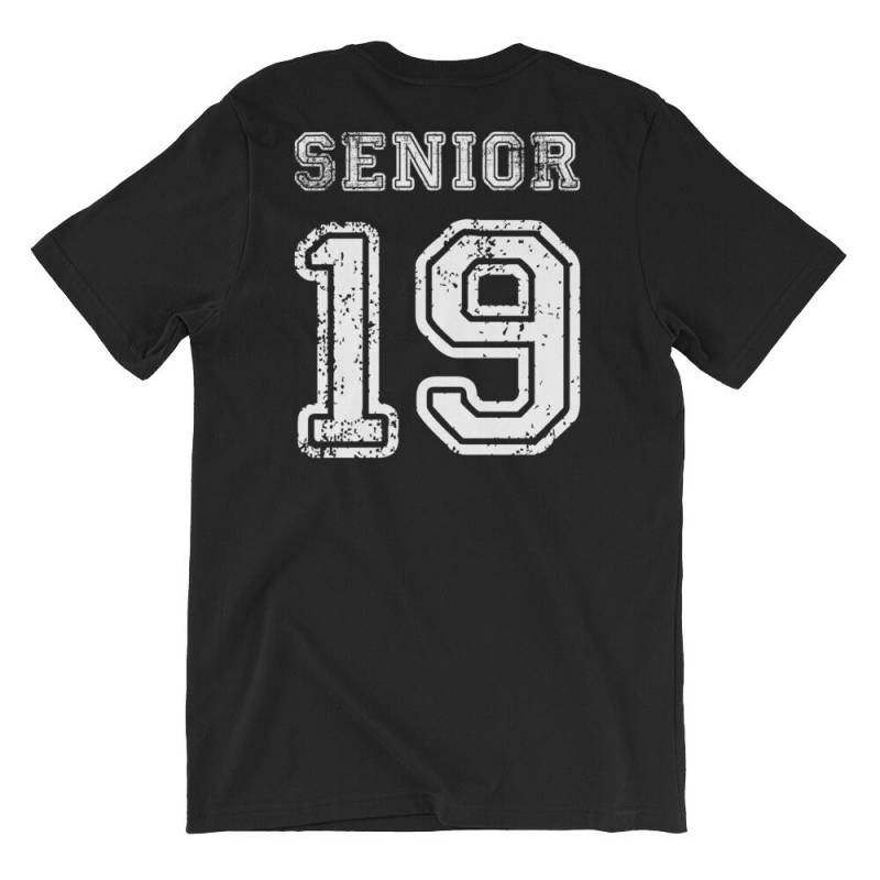 Senior 19 Rücken T-Shirt | Weißes Jersey Graduate Back Print Shirt Klasse 2019 Abitur Geschenk Senior 19 Rücken T-Shirt | Weißes Jersey Graduate Back Print Shirt Klasse 2019 Abitur Geschenk von FreshDressedTees